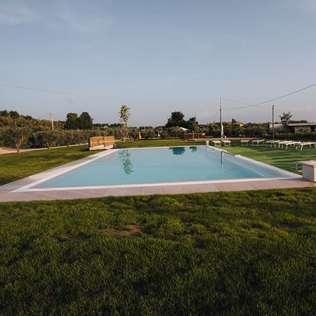 piscina aperta al pubblico Agricamping Est Garda